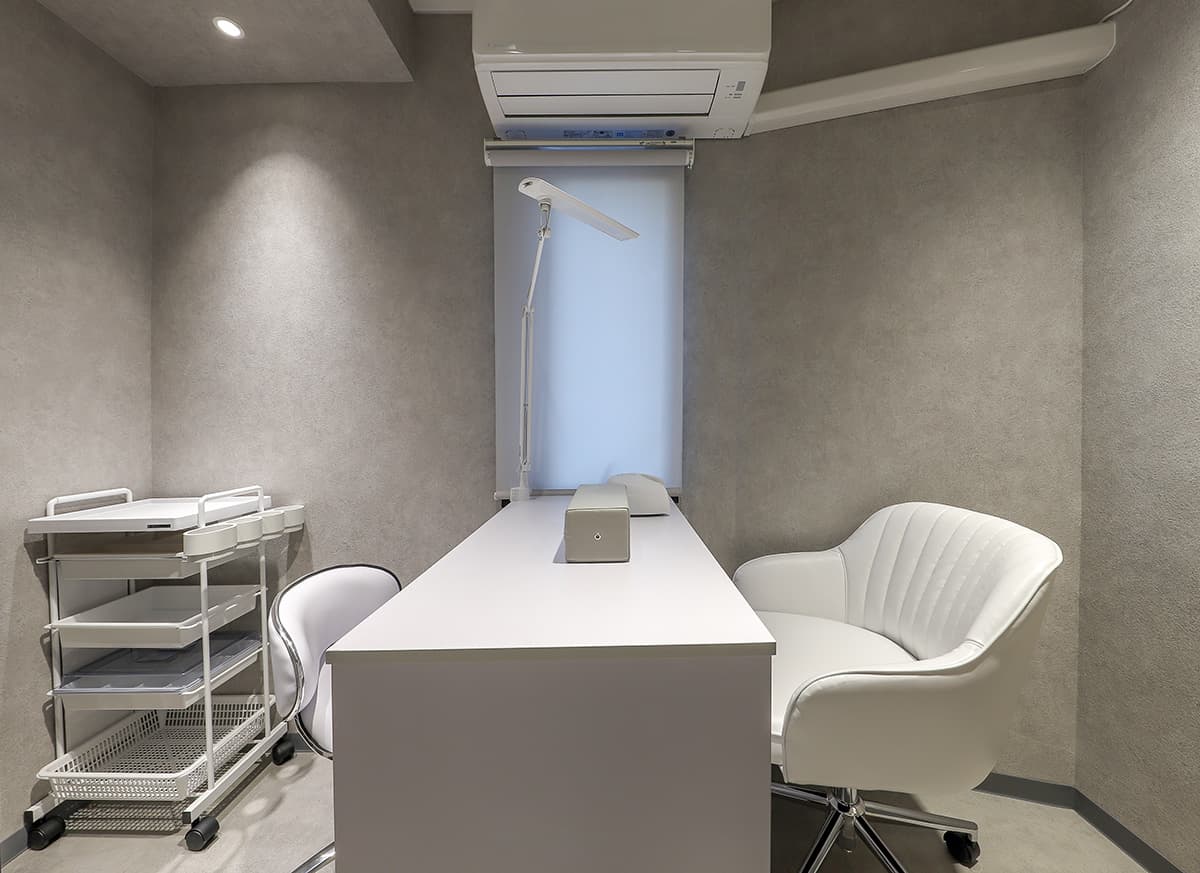 ネイルシェアサロン【She ネイルスタジオ 都立大】